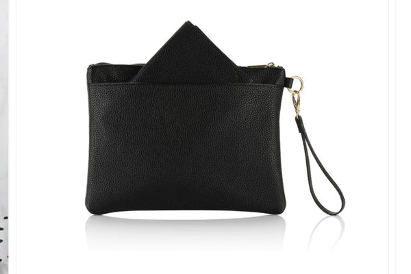 Itzy Ritzy Boss Changing Clutch Black
