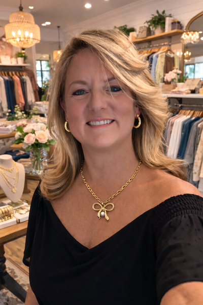 Gold Bows and Pearls Link Necklace