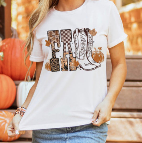 Howdy Fall Y’all Graphic Tee